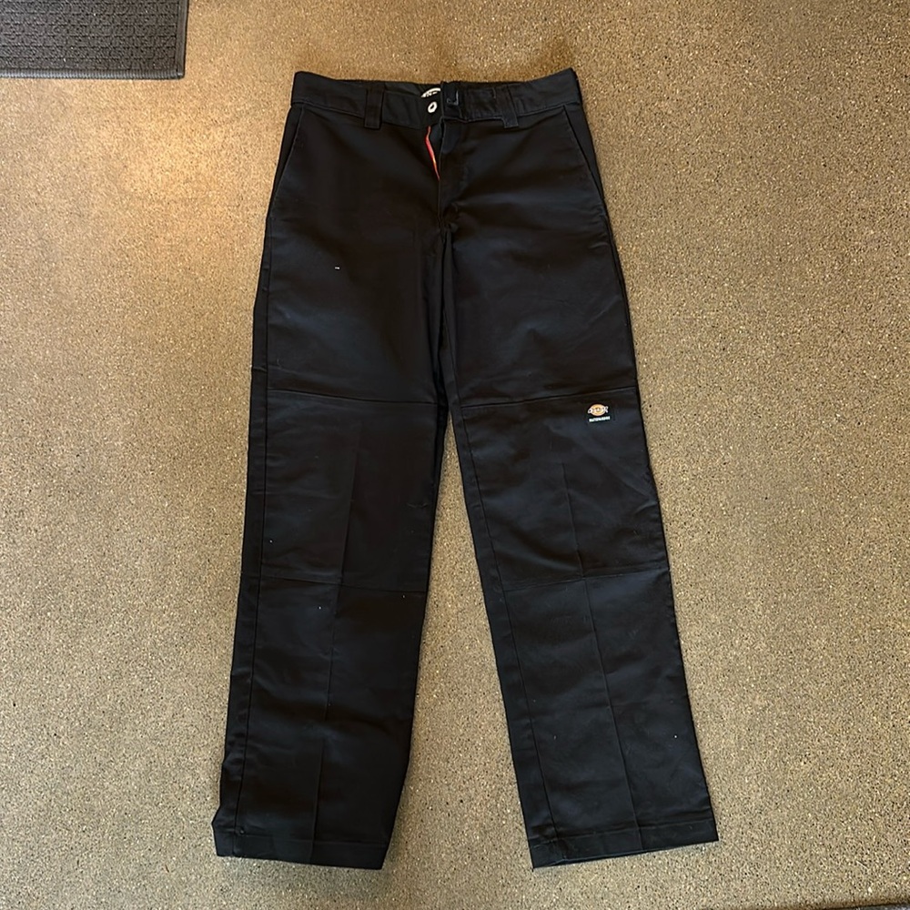 Dickies skateboarding double knees